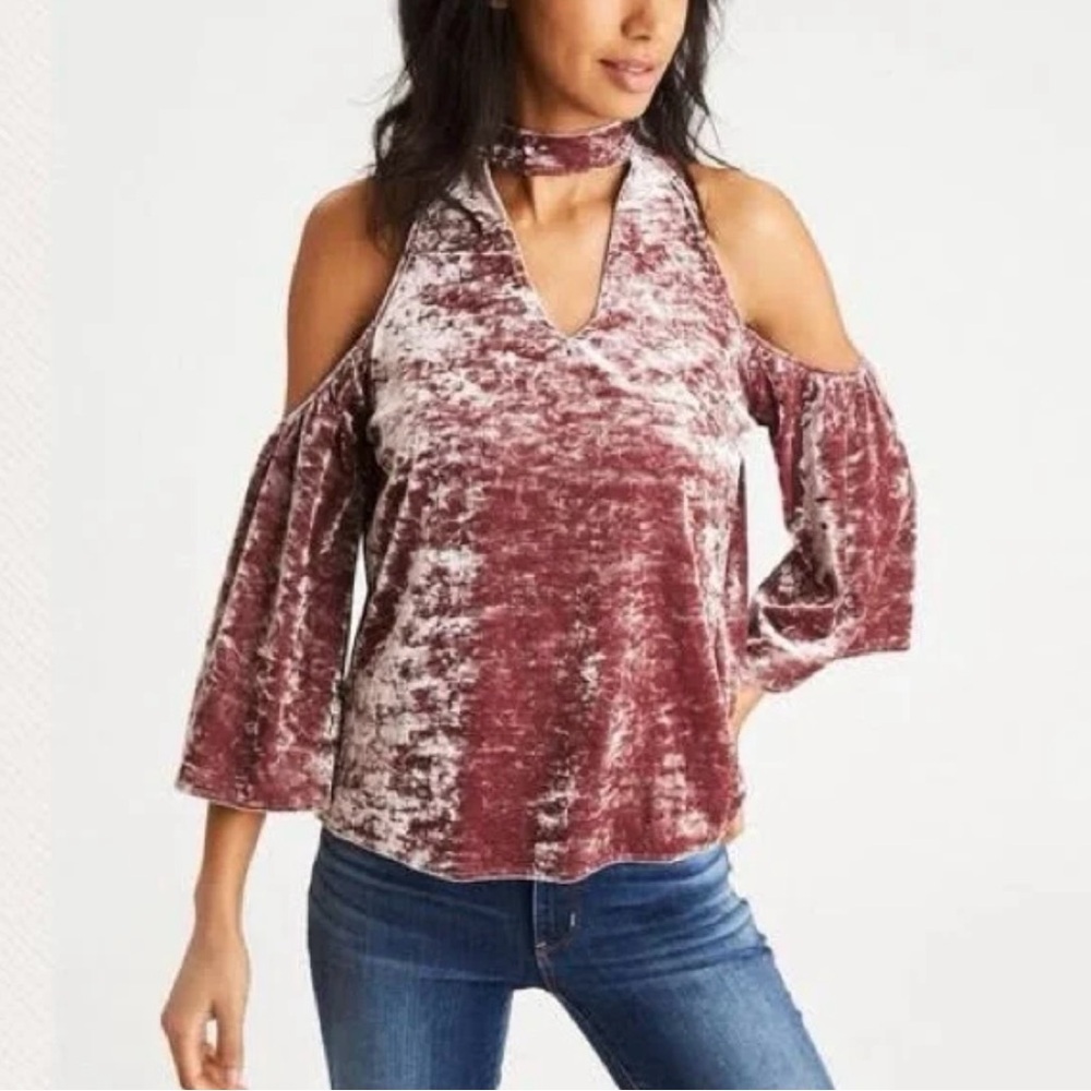 American Eagle Women’s Halter Neck Cold Shoulder Velvet Top Size Medium